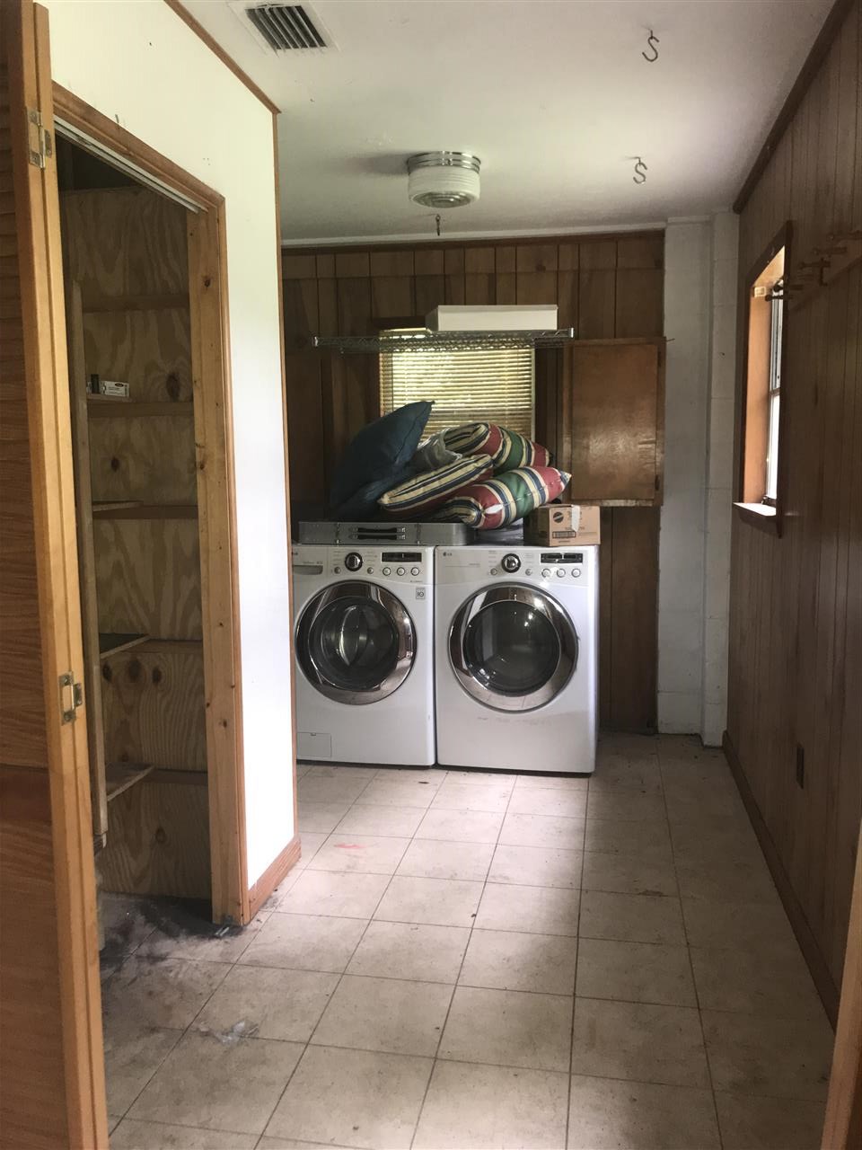 360 Mashes Sands Road Panacea, FL 32346 - Photo 2 of 16 Gallery Image 2