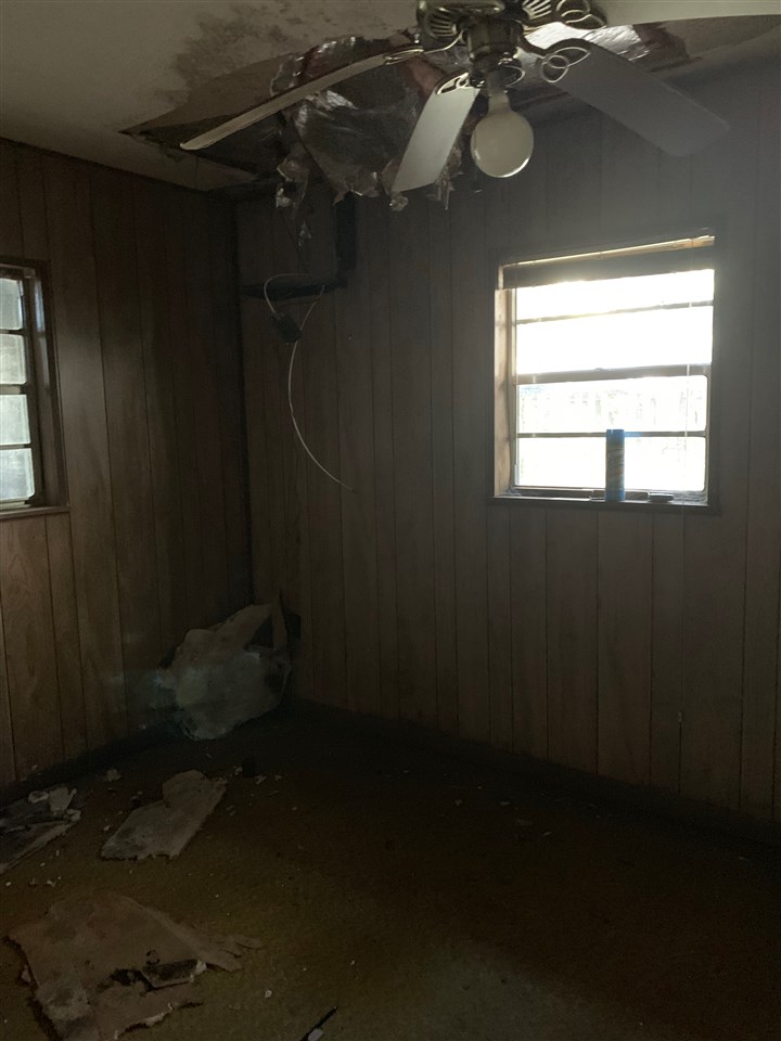 360 Mashes Sands Road Panacea, FL 32346 - Photo 7 of 16 Gallery Image 7