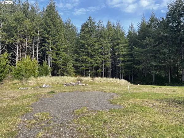 $179,000 | Sauter Drive, Unit 7, Florence, OR 97439