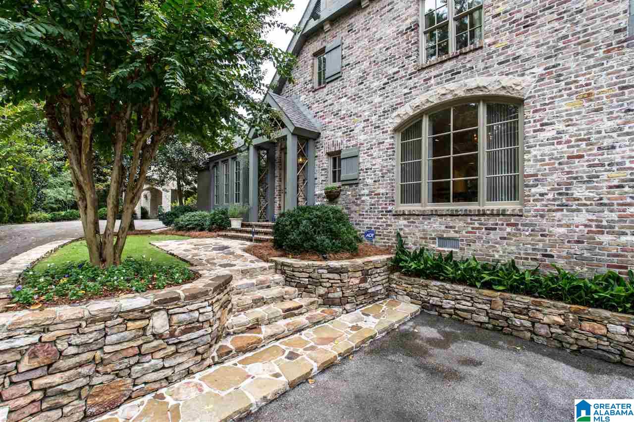 14 Memory Lane Birmingham, AL 35213 - Photo 1 of 44