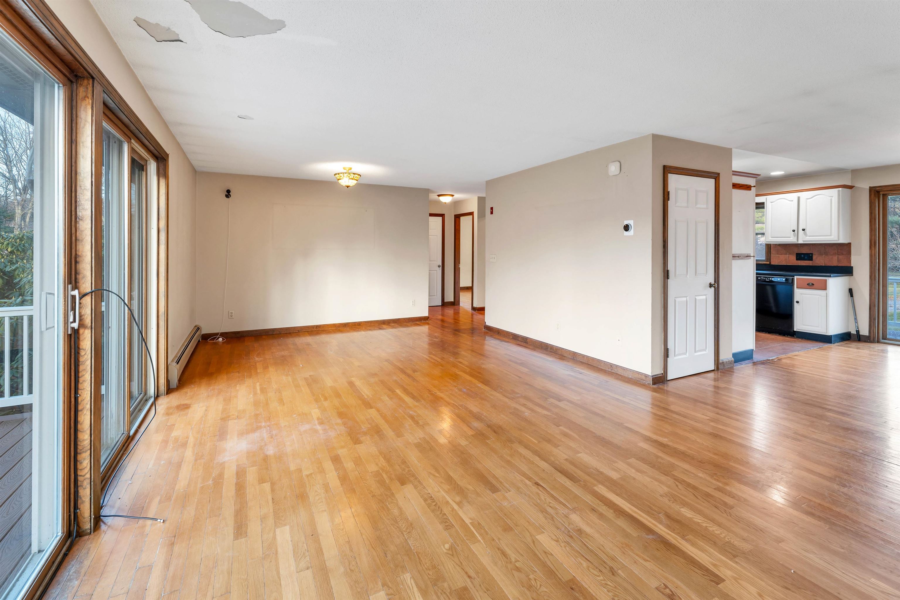 49 Whitten Neck Road Wolfeboro, NH 03894 - Photo 11 of 35 Gallery Image 11