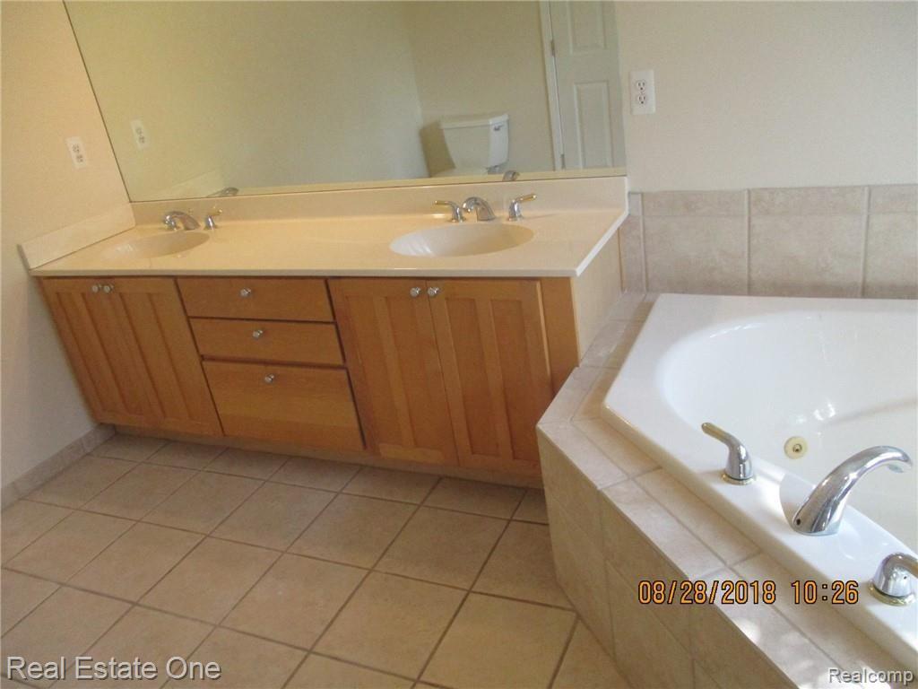 892 Neff Road Grosse Pointe, MI 48230 - Photo 22 of 30