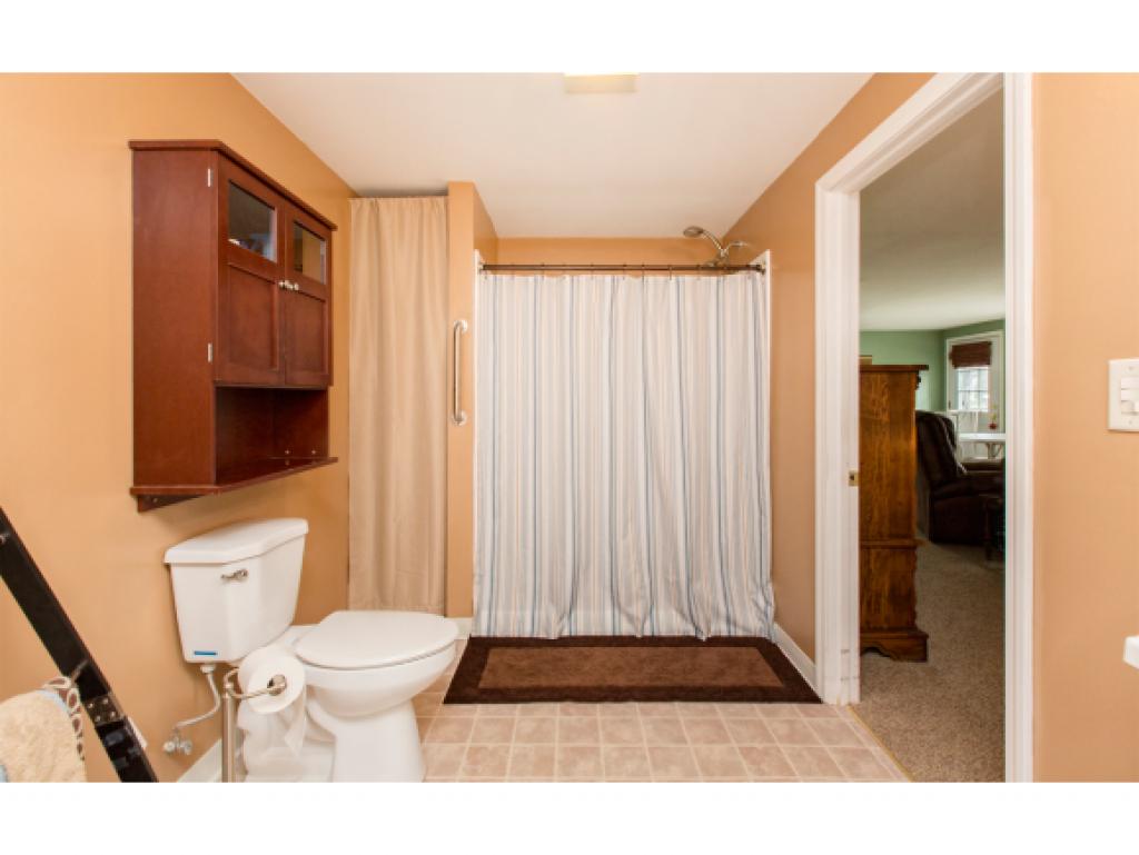 5 Santa Fe Road Nashua, NH 03062 - Photo 20 of 31