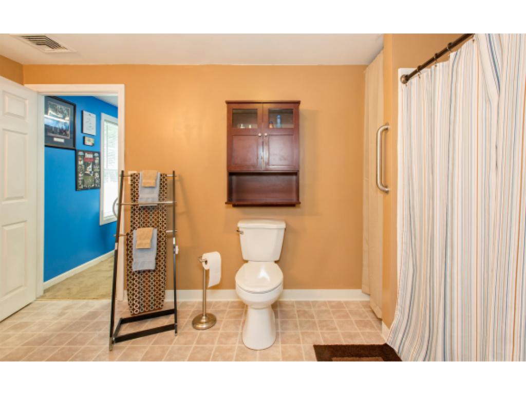 5 Santa Fe Road Nashua, NH 03062 - Photo 21 of 31