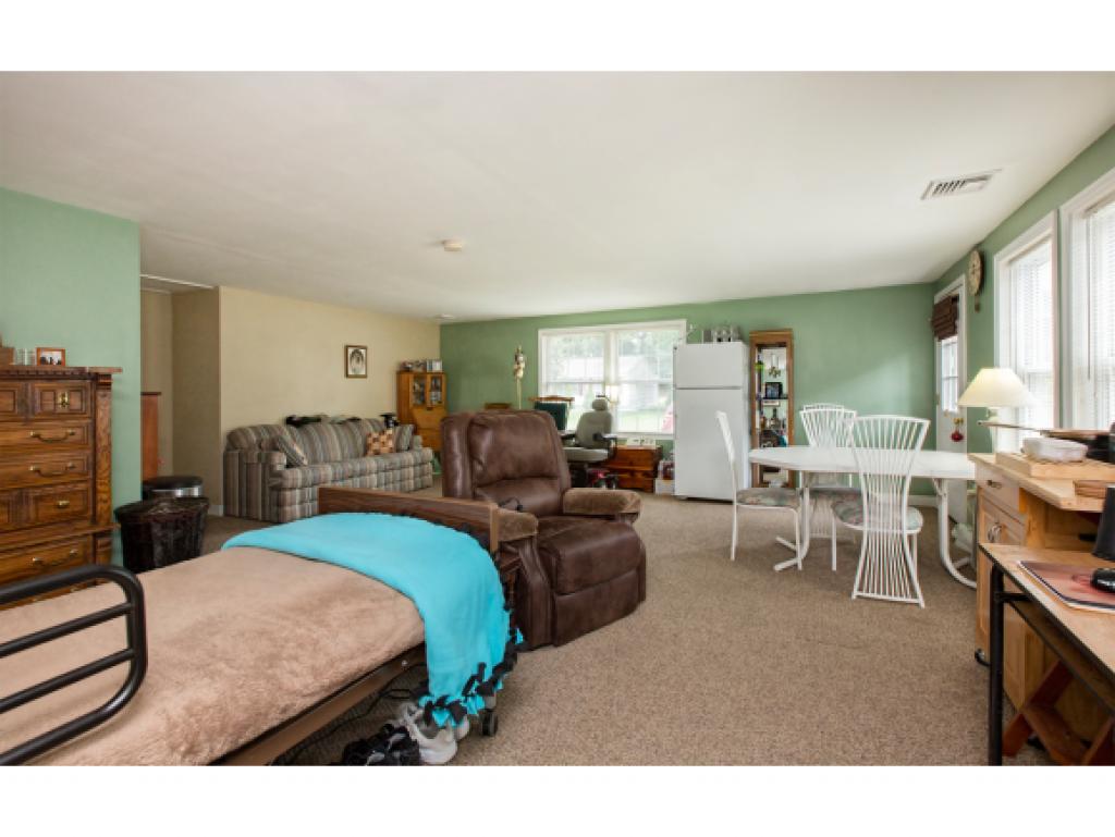 5 Santa Fe Road Nashua, NH 03062 - Photo 23 of 31