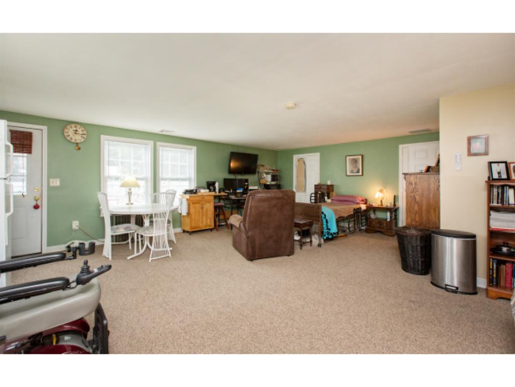 5 Santa Fe Road Nashua, NH 03062 - Photo 26 of 31