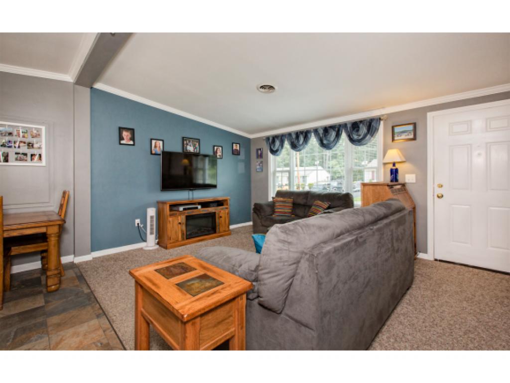 5 Santa Fe Road Nashua, NH 03062 - Photo 7 of 31