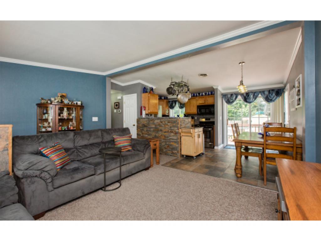 5 Santa Fe Road Nashua, NH 03062 - Photo 10 of 31