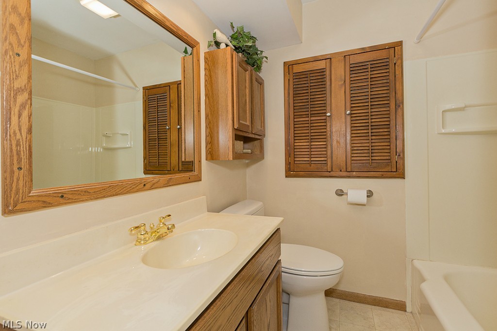959 Learidge Road Cleveland, OH 44124 - Photo 18 of 24