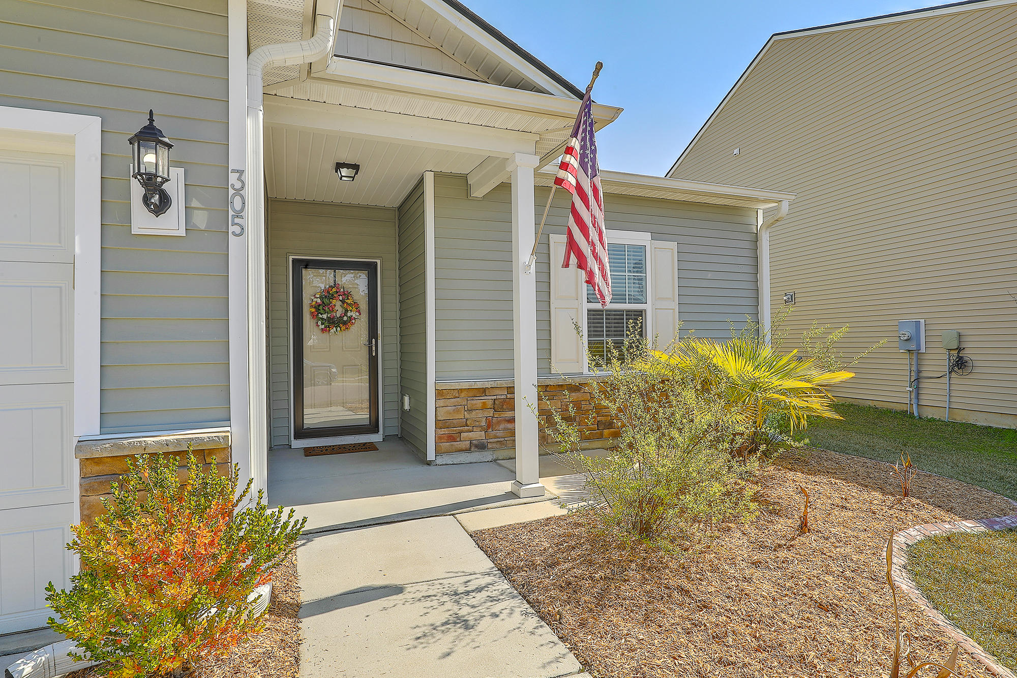 305 Decatur Drive Summerville, SC 29486 - Photo 4 of 30 1R3A9734_35_36_37_38_39_40