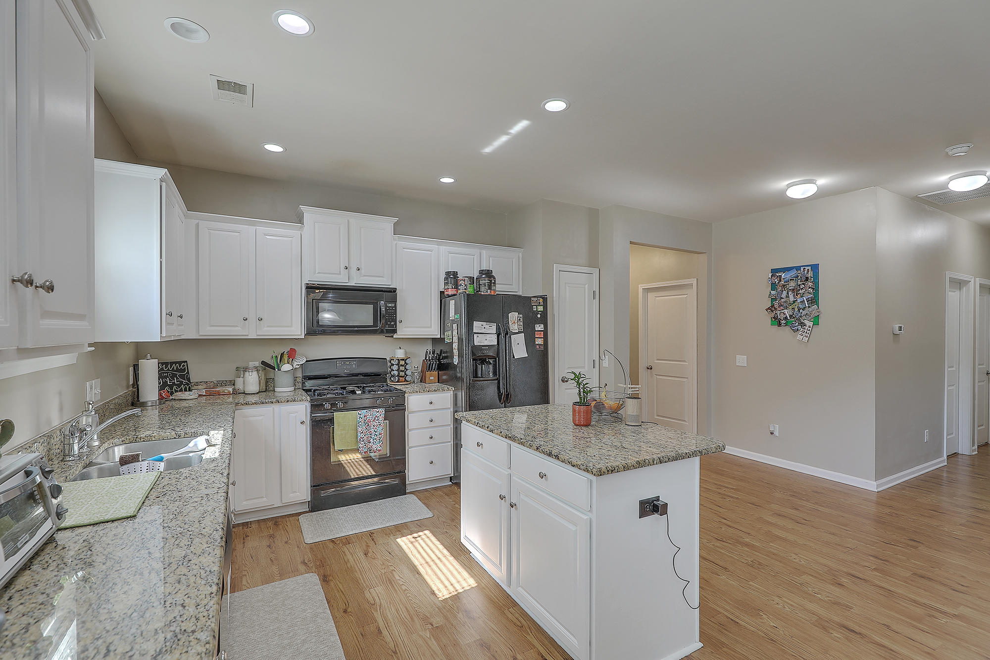 305 Decatur Drive Summerville, SC 29486 - Photo 7 of 30 1R3A9755_56_57_58_59_60_61