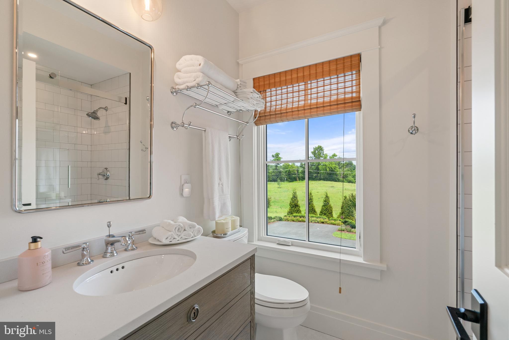 23232 Sally Mill Road Middleburg, VA 20117 - Photo 53 of 84 Full Bathroom