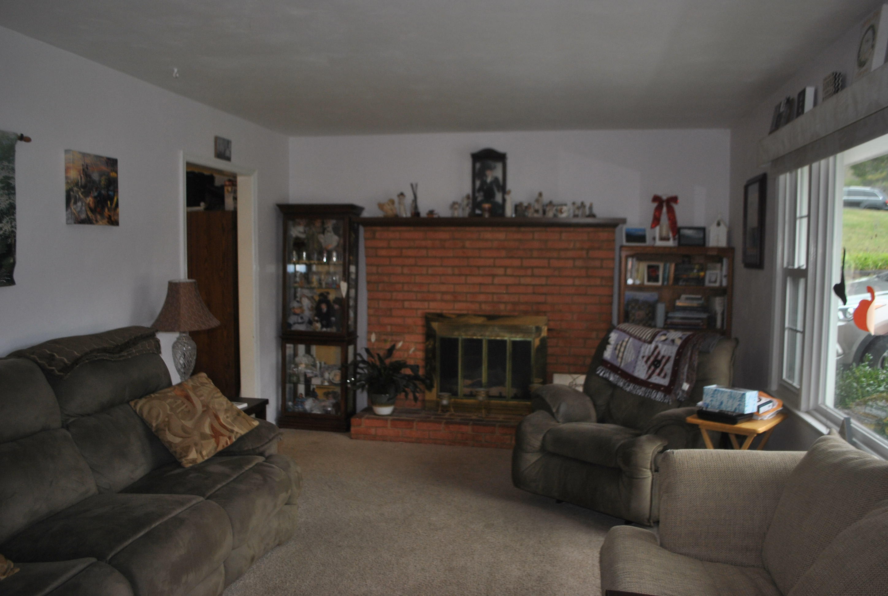 114 Old Brook Road Vinton, VA 24179 - Photo 5 of 19 DSC_0732