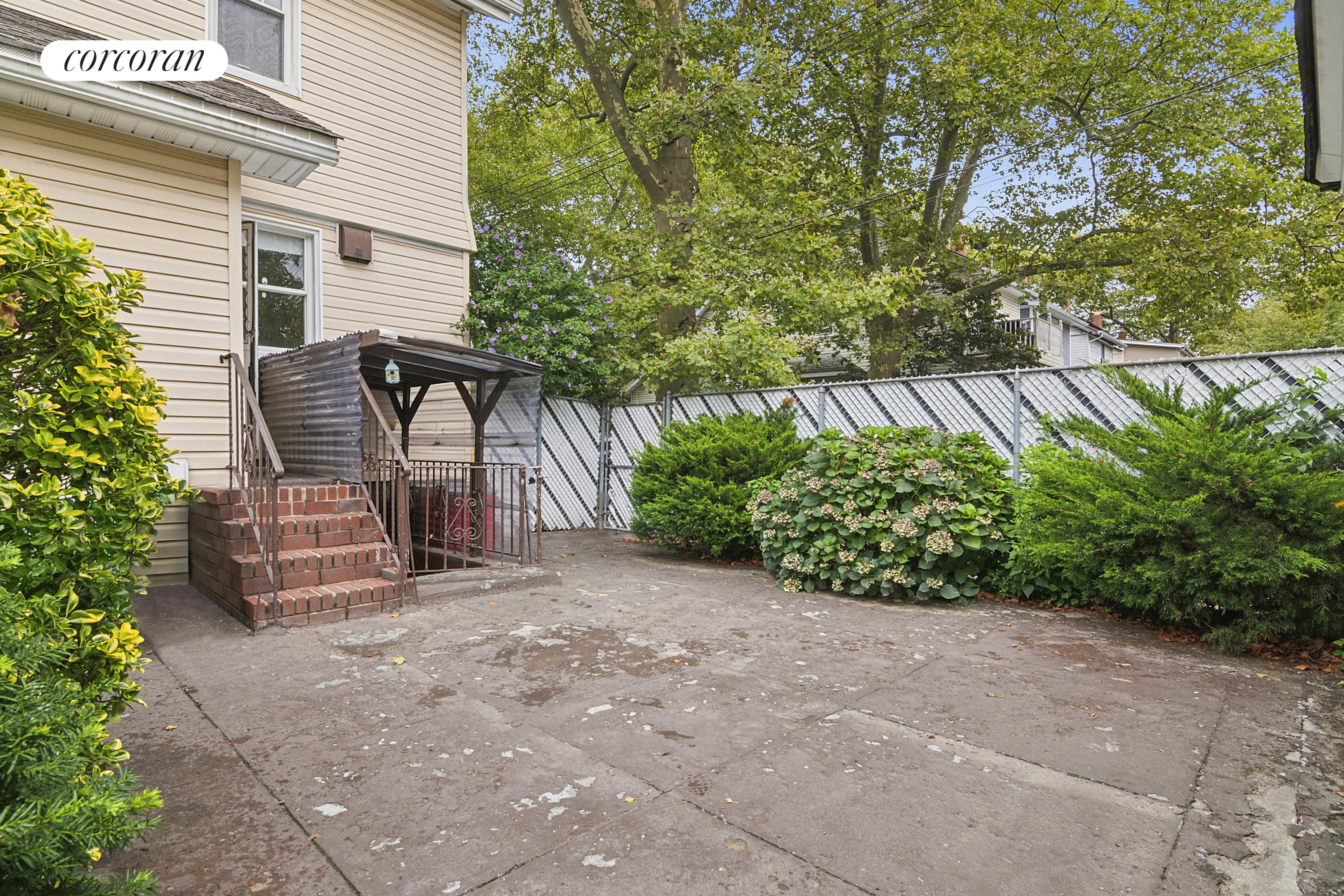 91-22 97th Street Queens, NY 11421 - Photo 10 of 15