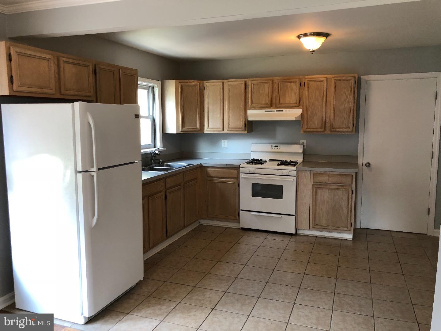 52 East Netherfield Road Wilmington, DE 19804 - Photo 6 of 14 Gallery Image 6
