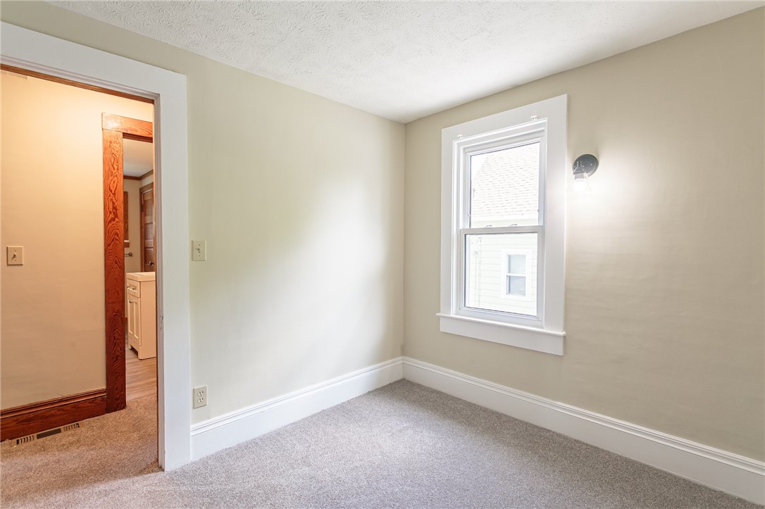 34 Summit Street Perinton, NY 14450 - Photo 14 of 20