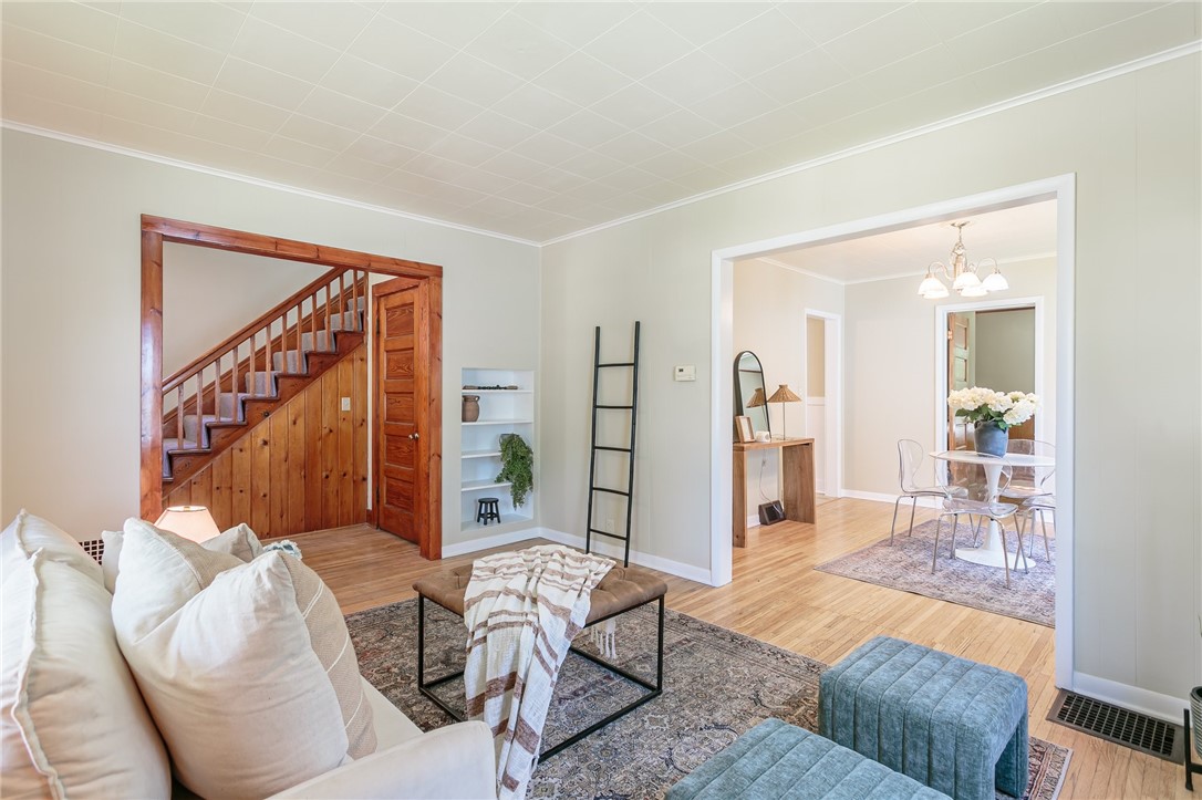 34 Summit Street Perinton, NY 14450 - Photo 3 of 20