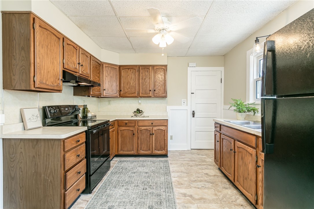 34 Summit Street Perinton, NY 14450 - Photo 10 of 20