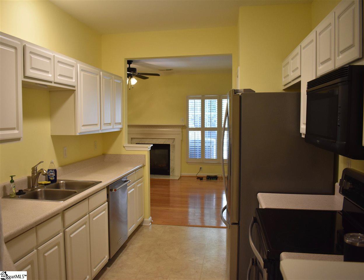 142 Spring Crossing Circle Greer, SC 29650 - Photo 11 of 25