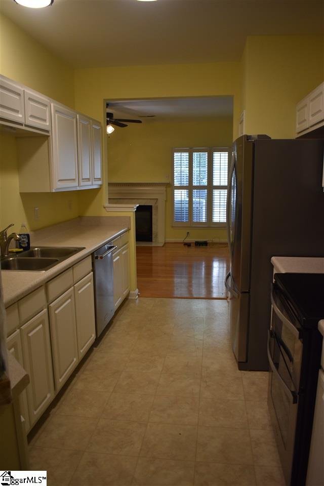 142 Spring Crossing Circle Greer, SC 29650 - Photo 12 of 25