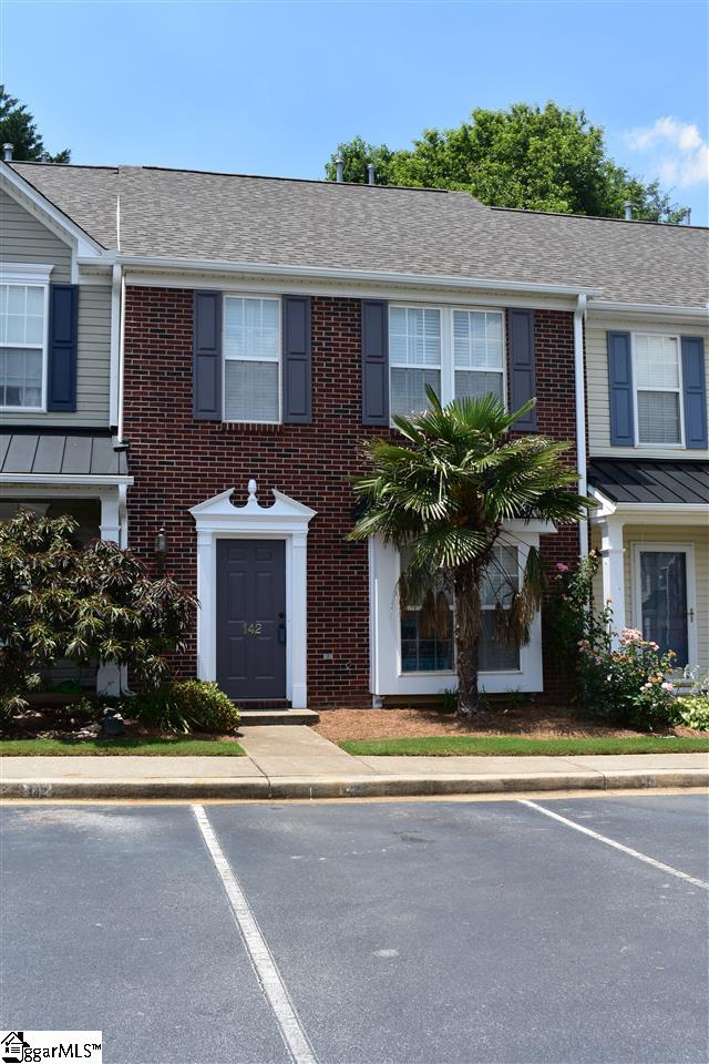 142 Spring Crossing Circle Greer, SC 29650 - Photo 3 of 25