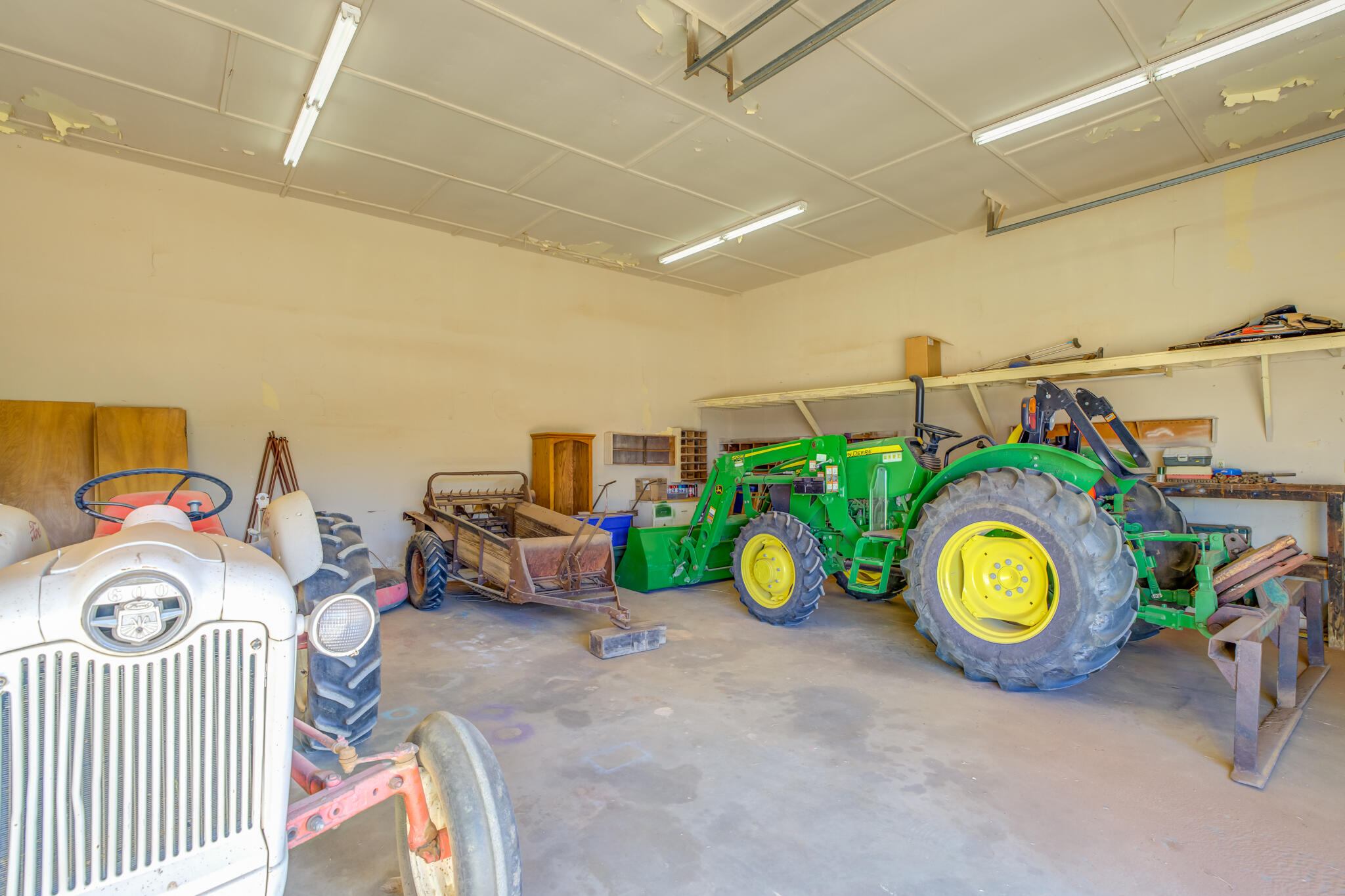 3949 Quail Road Ropesville, TX 79358 - Photo 8 of 49 DSC05983_4_5