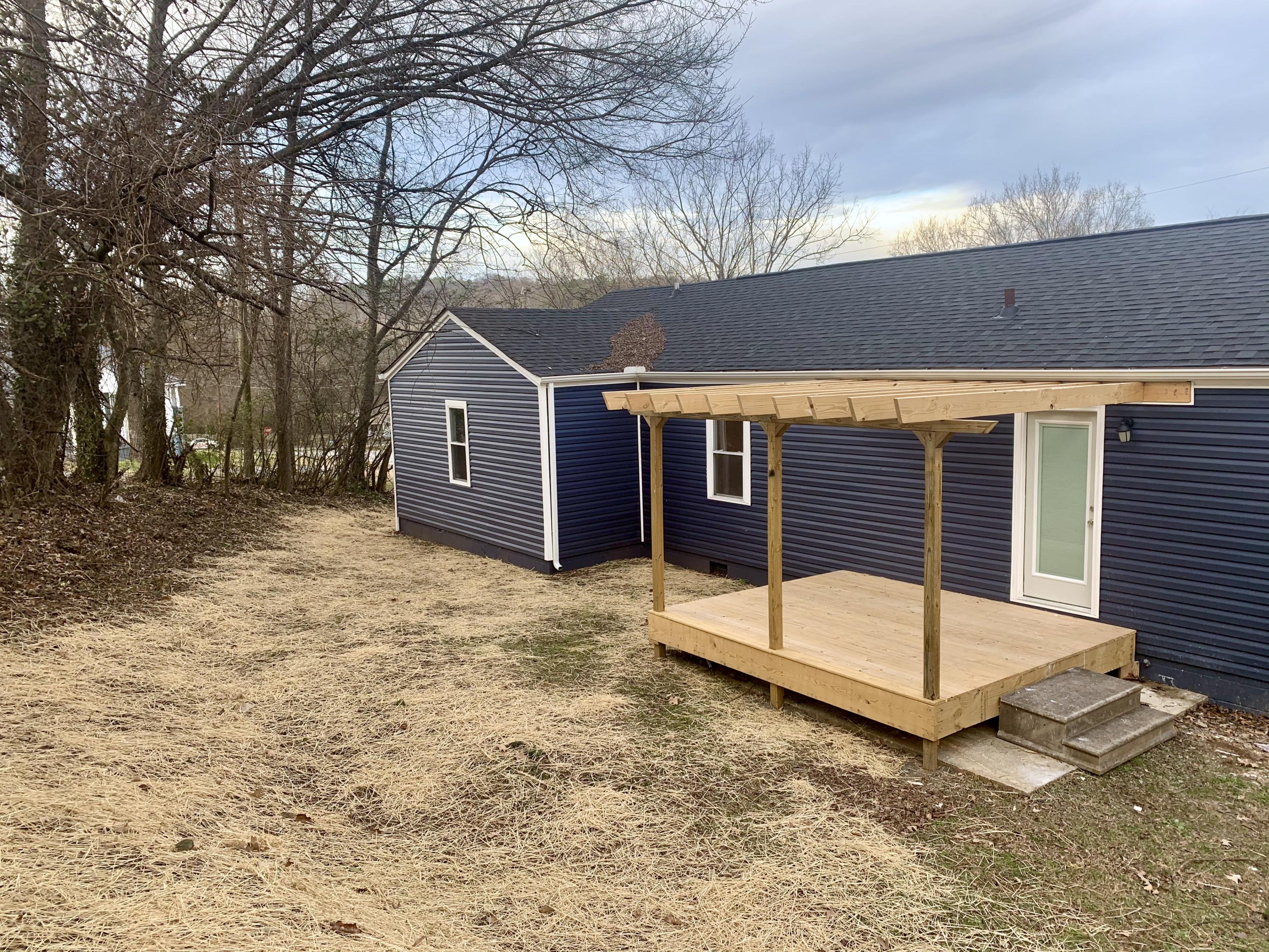 4021 Denham Road Chattanooga, TN 37406 - Photo 23 of 31 Backyard View