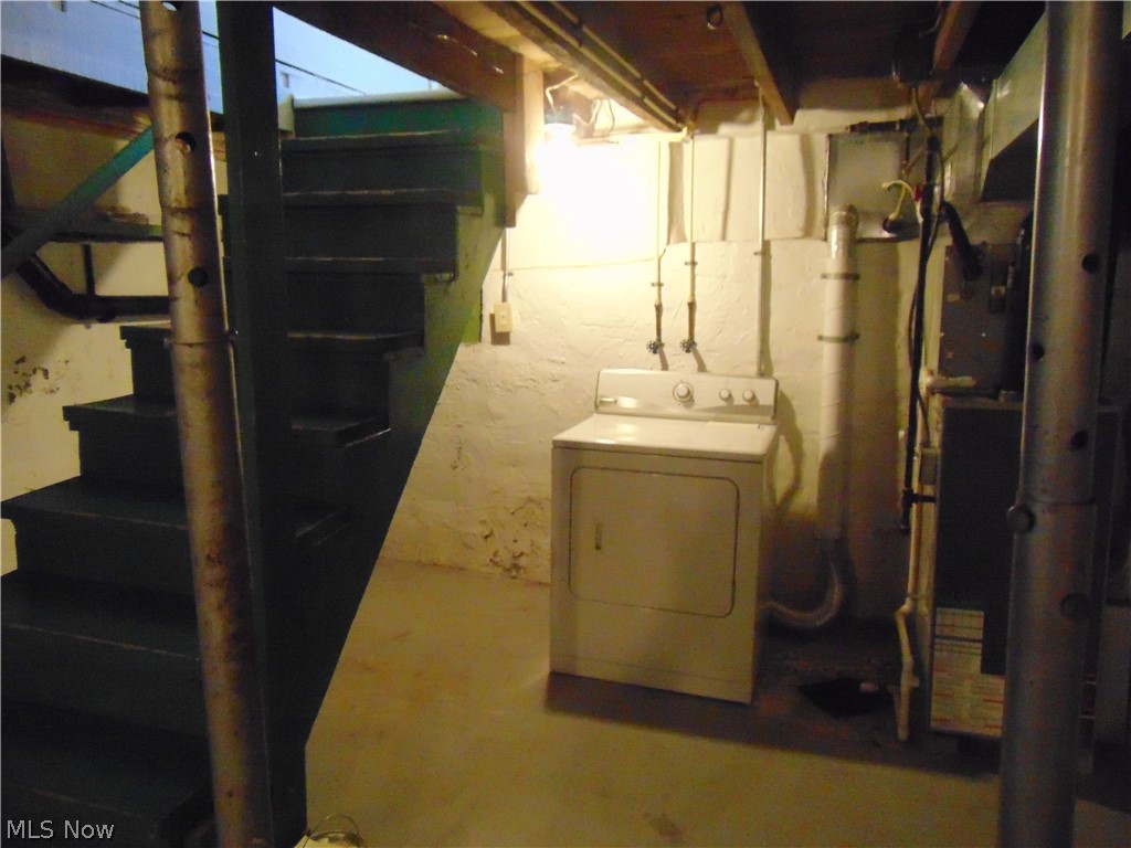 48105 Middle Ridge Road Amherst, OH 44001 - Photo 27 of 32
