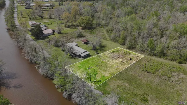 $91,800 | 670 Bayou Drive, Pierre Part, LA 70339