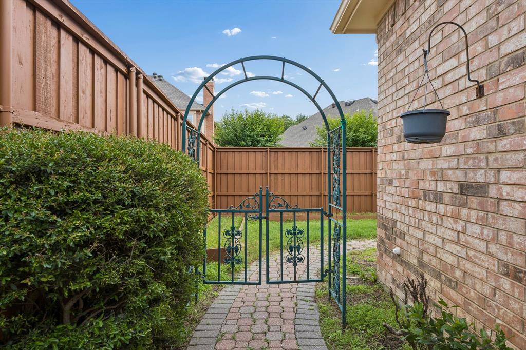 8608 Mill Creek Road Irving, TX 75063 - Photo 28 of 28