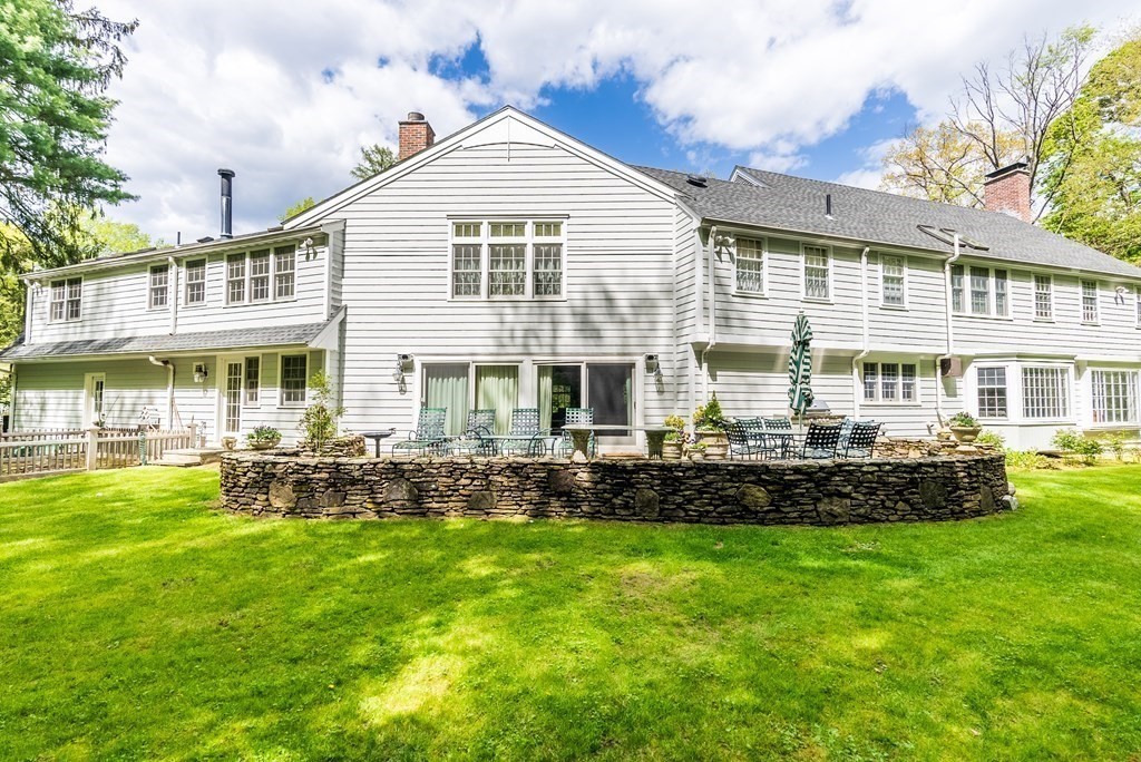 15 Tamarack Road Weston, MA 02493 - Photo 28 of 34 Gallery Image 28