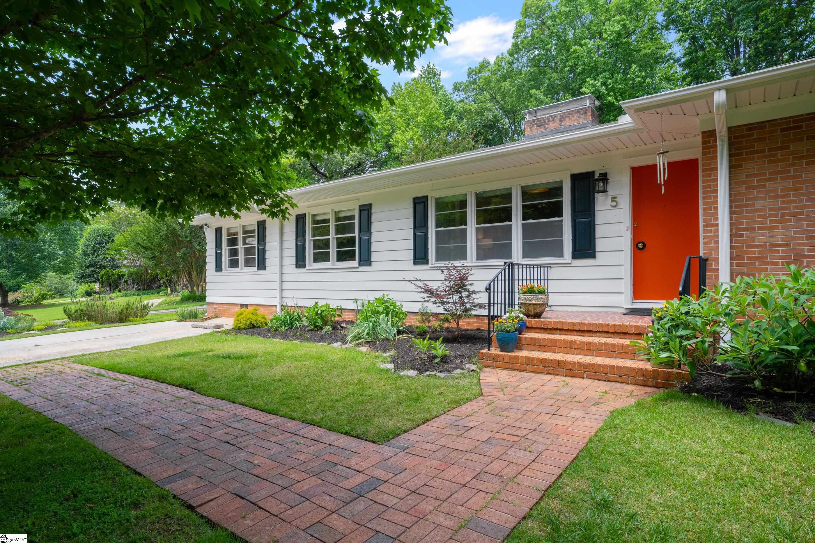 5 Alpine Way Greenville, SC 29609 - Photo 3 of 36 Gallery Image 3