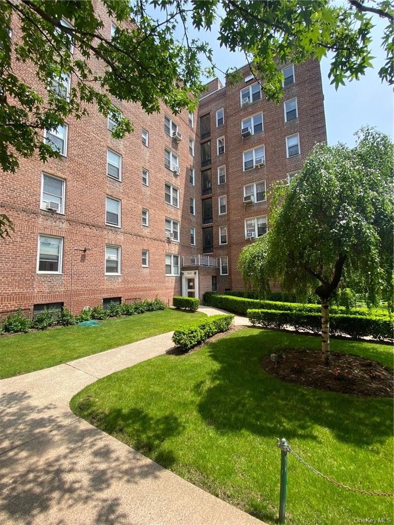5645 Netherland Avenue, Unit 6D Bronx, NY 10471 - Photo 11 of 12
