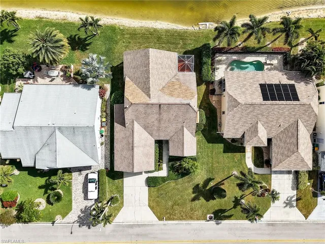 $2,750 | 3563 Kent Drive, Naples, FL 34112