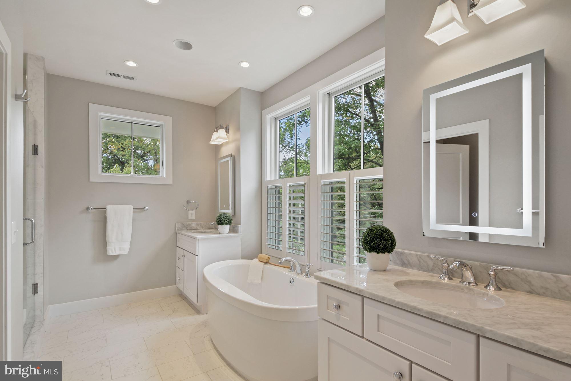 9905 Capitol View Avenue Silver Spring, MD 20910 - Photo 26 of 39 Gallery Image 26