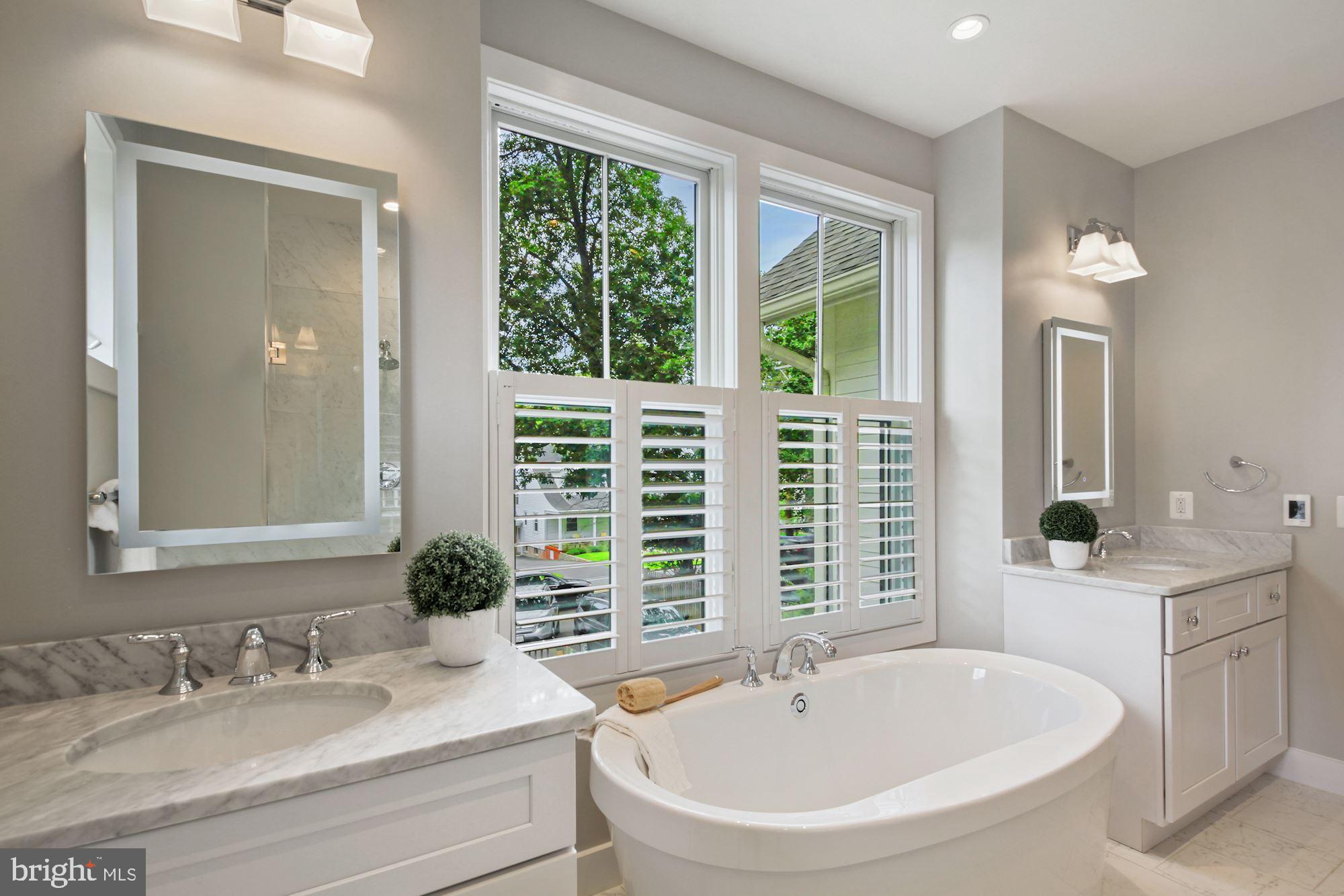 9905 Capitol View Avenue Silver Spring, MD 20910 - Photo 27 of 39 Gallery Image 27