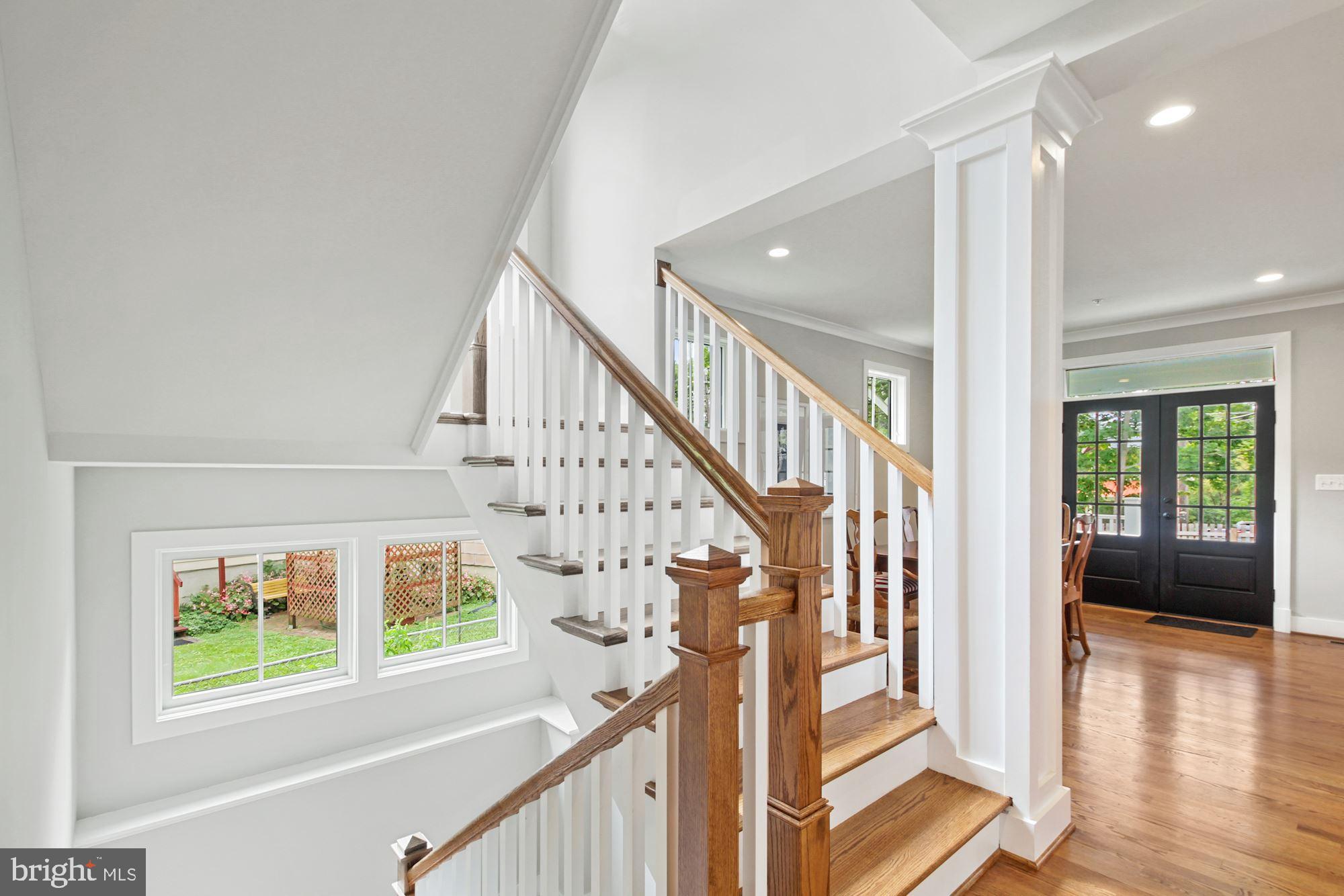 9905 Capitol View Avenue Silver Spring, MD 20910 - Photo 6 of 39 Gallery Image 6