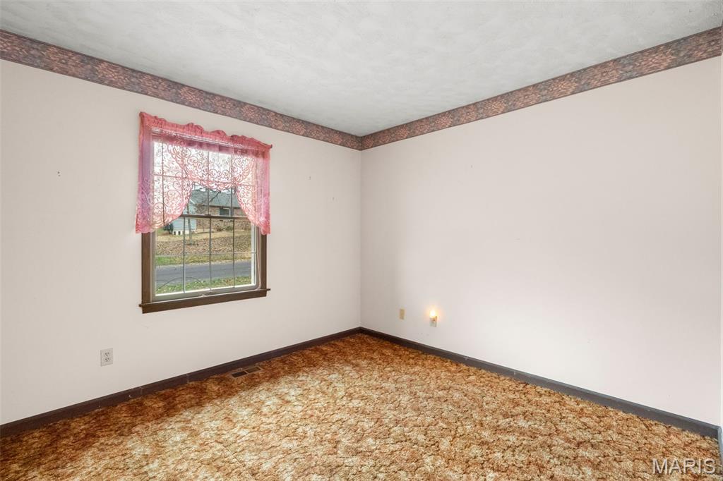 709 Ron Avenue Washington, MO 63090 - Photo 21 of 41