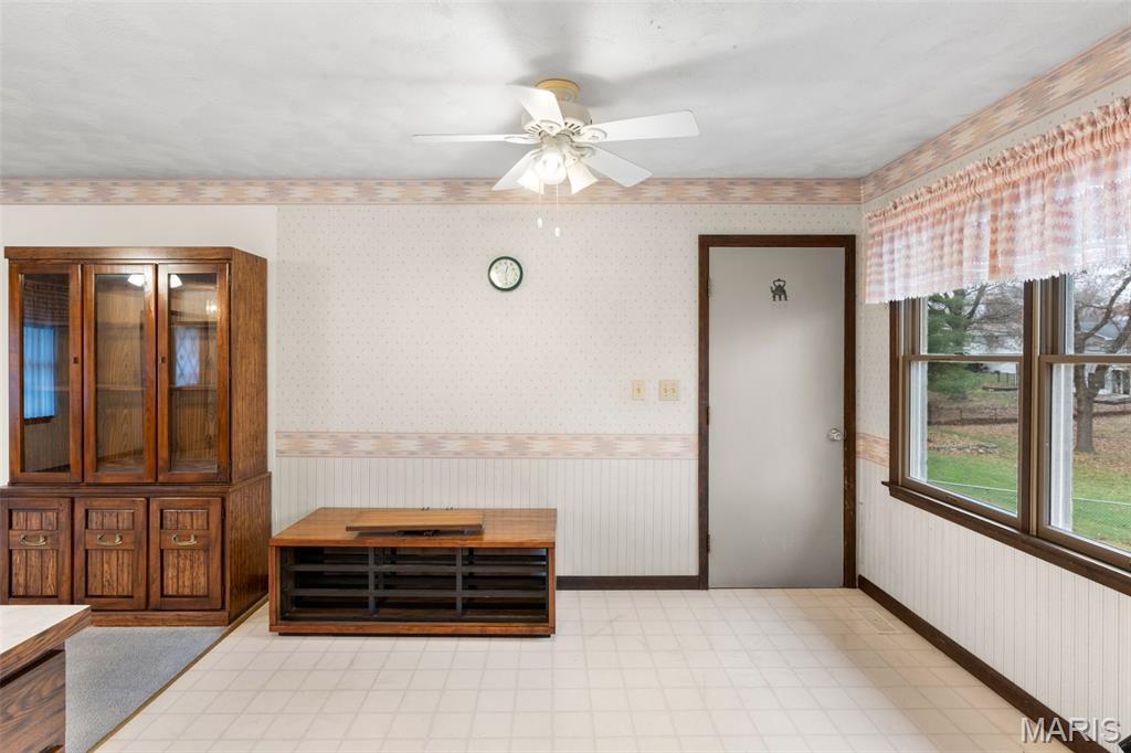 709 Ron Avenue Washington, MO 63090 - Photo 5 of 41