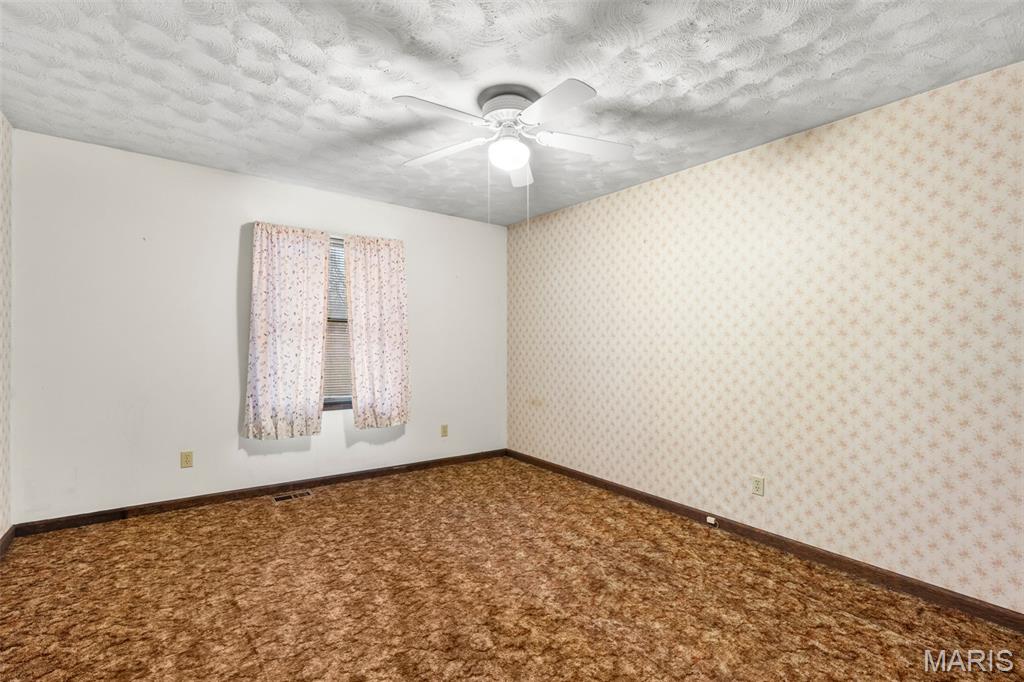 709 Ron Avenue Washington, MO 63090 - Photo 10 of 41