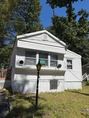 $93,500 | 512 Canterbury Drive, Exeter, NH 03833