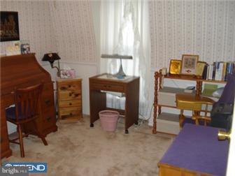 11813 Academy Road, Unit A Philadelphia, PA 19154 - Photo 9 of 12 Bedroom 2