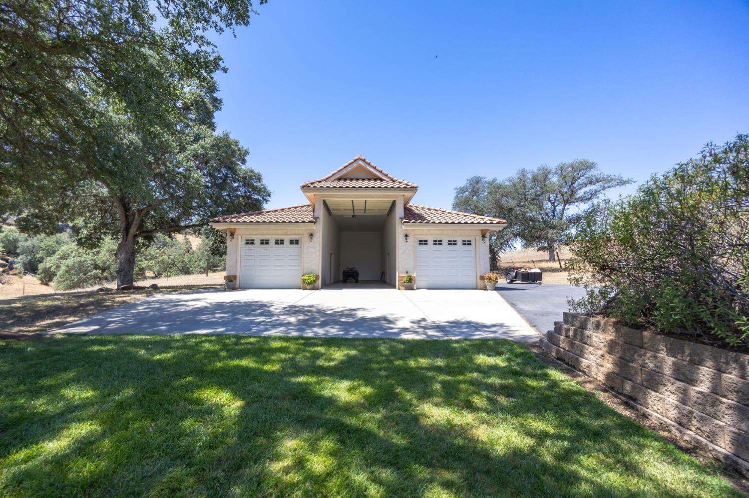 1087 Ben Hur Road Raymond, CA 93653 - Photo 4 of 88