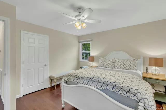 $1,799,000 | 17 Lovell Road, Hampton Bays, NY 11946