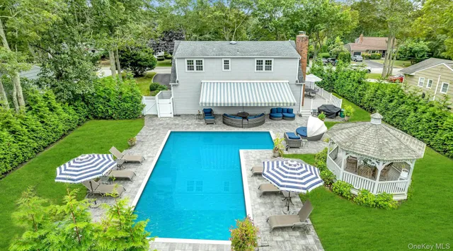 $1,799,000 | 17 Lovell Road, Hampton Bays, NY 11946