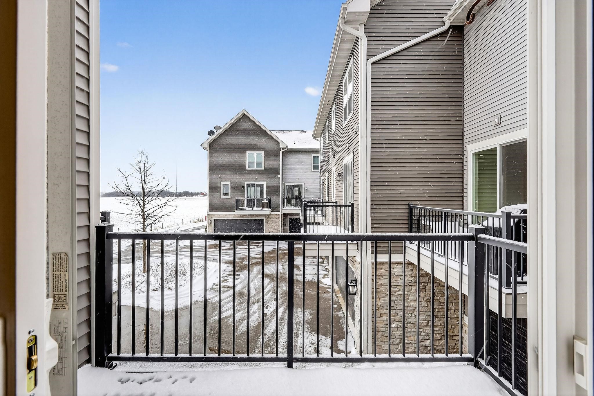 9395 Old Sauk Road Middleton, WI 53562 - Photo 16 of 45