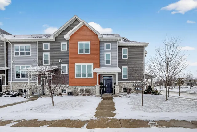 $534,900 | 9395 Old Sauk Road, Middleton, WI 53562