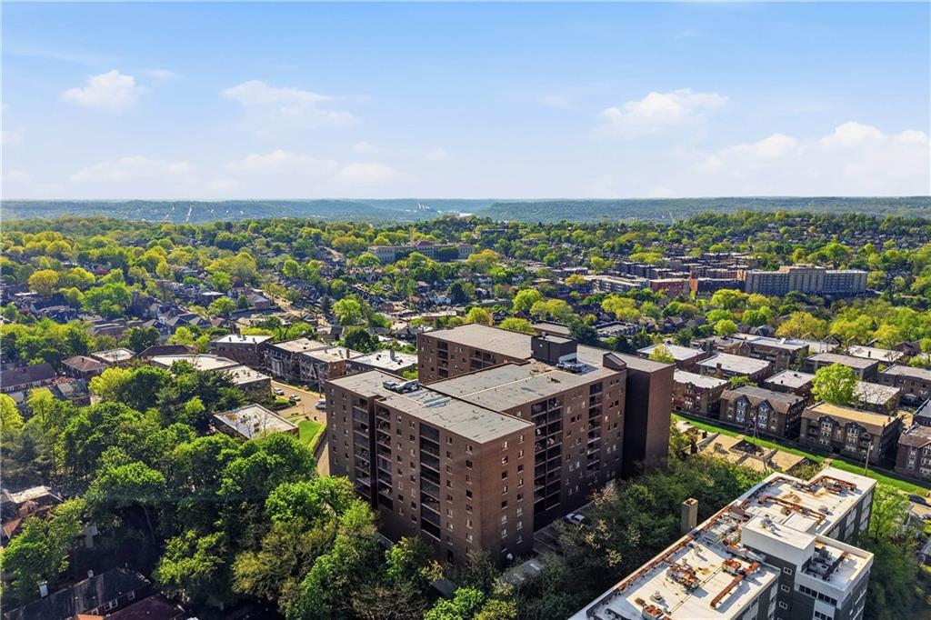 5600 Munhall Road, Unit 309 Pittsburgh, PA 15217 - Photo 38 of 40 an aerial view of a city with lots of residential buildings