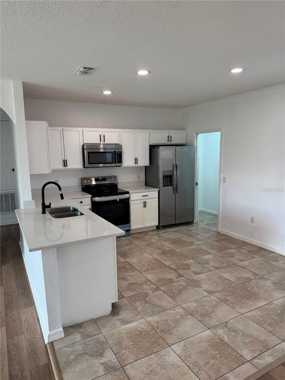 611 Elbridge Drive Kissimmee, FL 34758 - Photo 5 of 17 Gallery Image 5