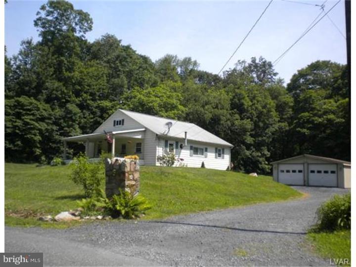 8669 South Loop Road Slatington, PA 18080 - Photo 1 of 19 Gallery Image 1